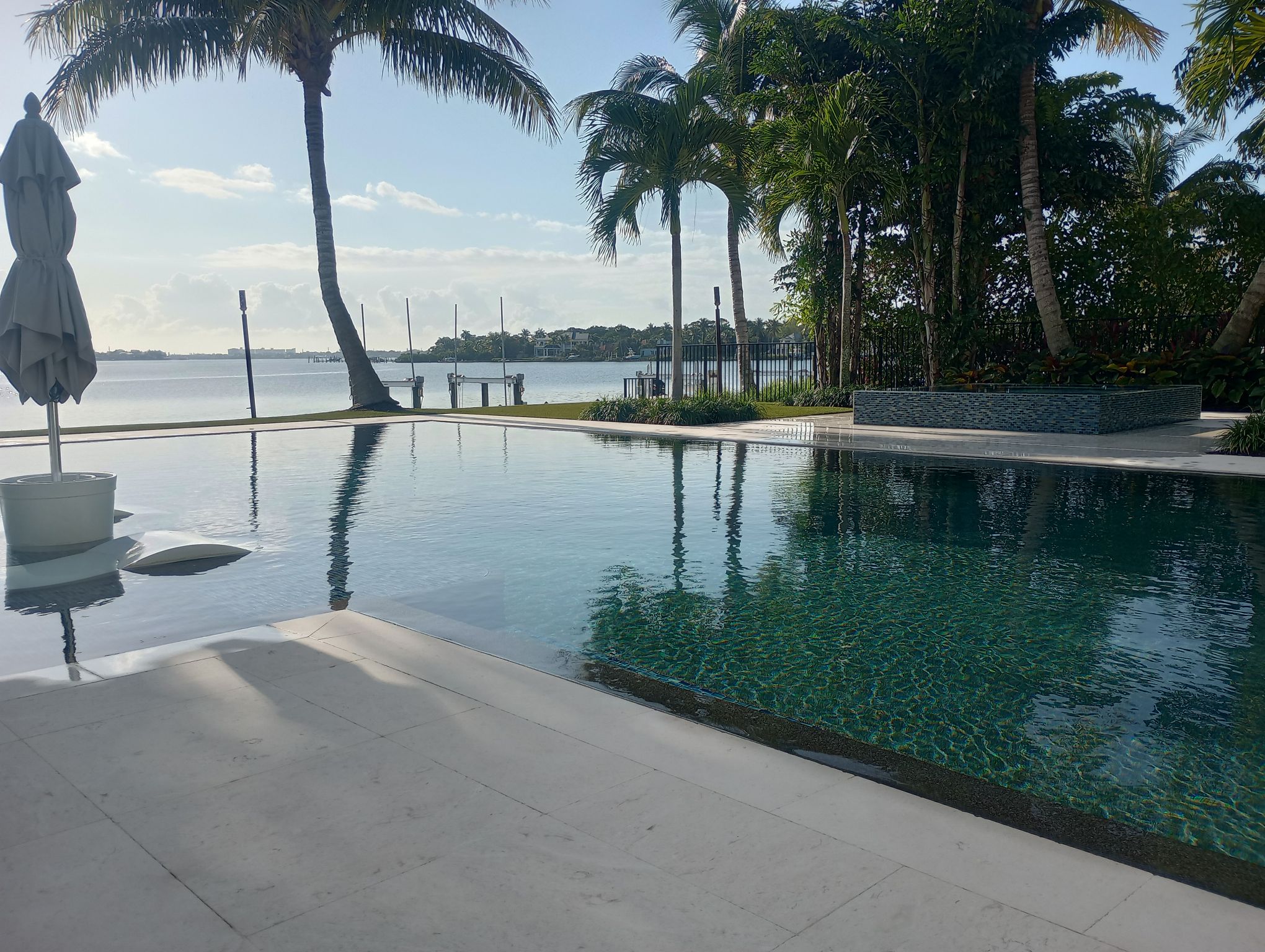 20250411-Jupiter-33458-clean-safe-pool-mintenance