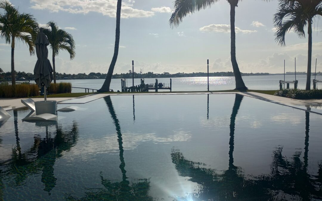 Professional Pool Cleaning & Equipment Repair in Jupiter