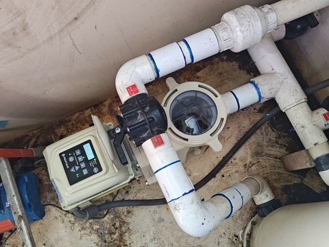 Replace Broken Pool Pump and Pipes in Boca Raton