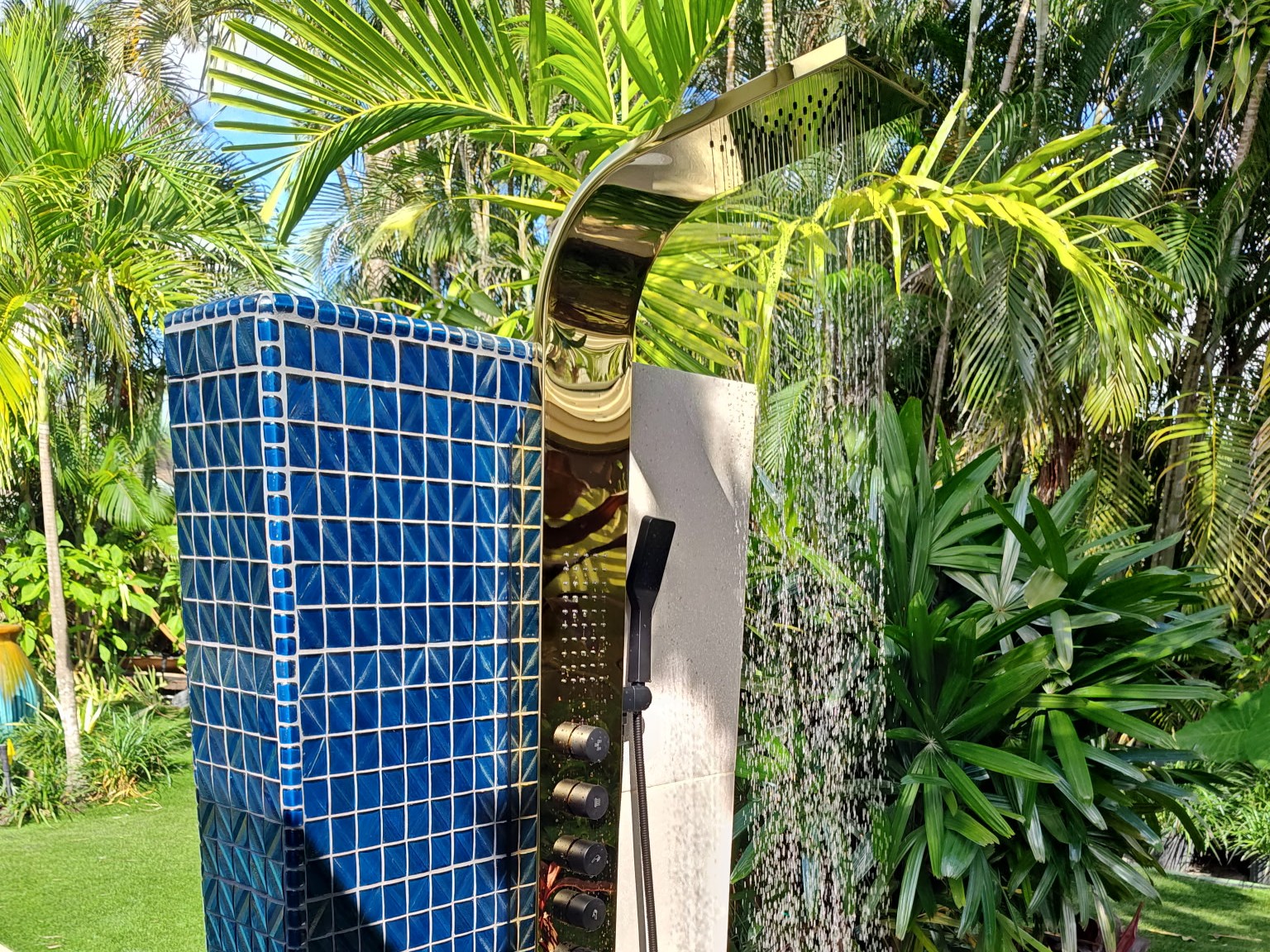 lake-worth-build-new-outdoor-shower-4x3