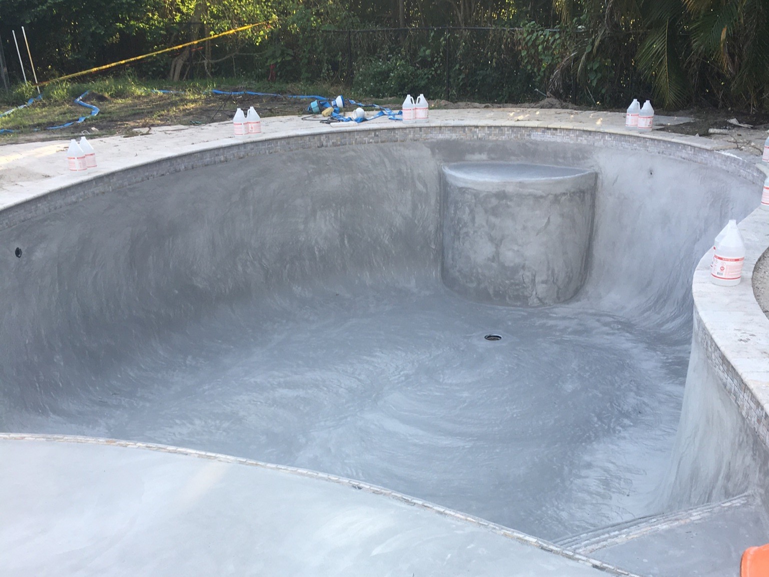 low-pool-level-water-leak-repair-boca-raton