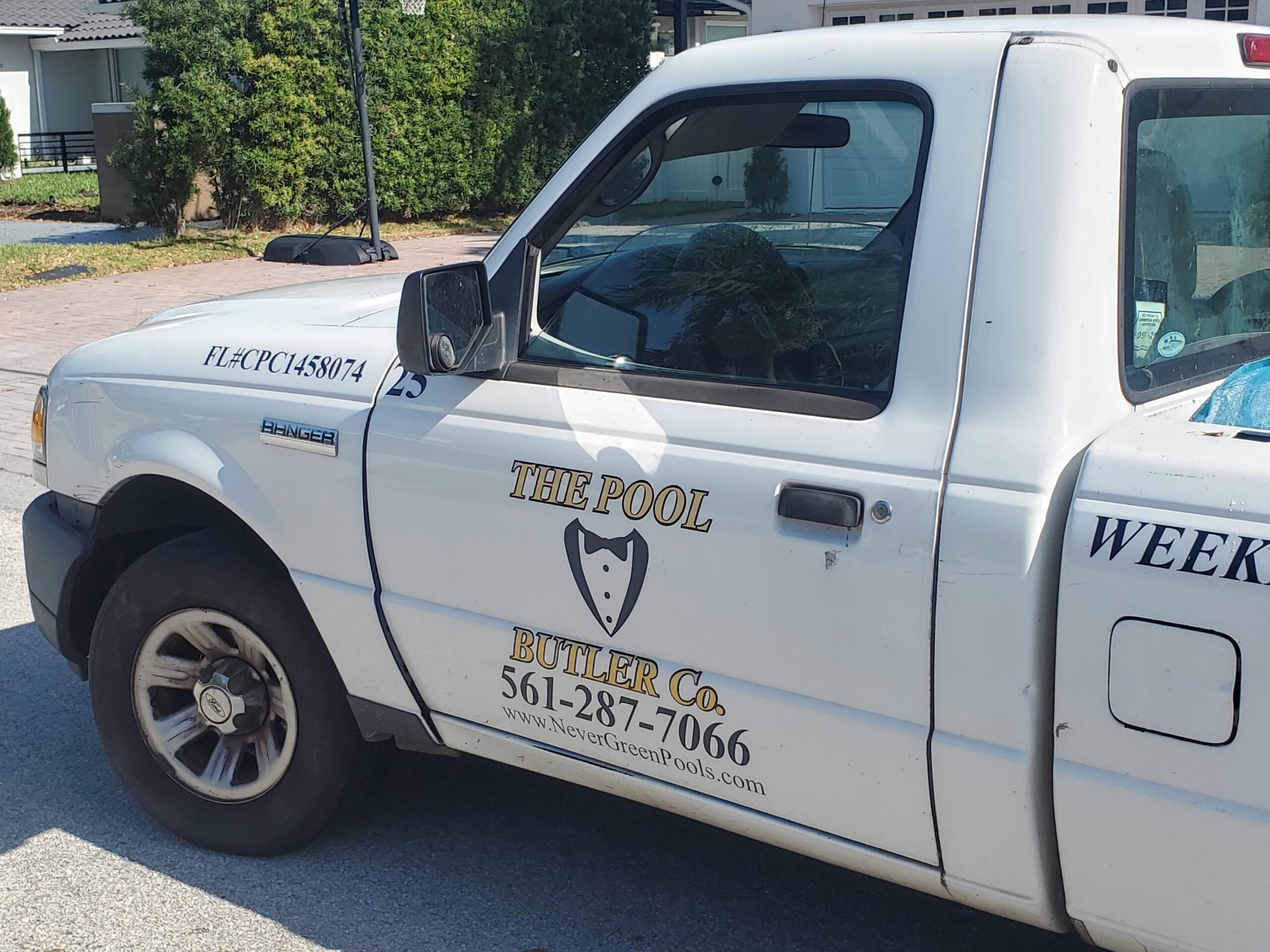 pool cleaning service truck
