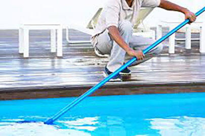 west palm pool beach cleaning